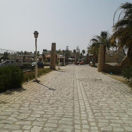 Duplex Pied Dans L'Eau Avec Magnifique Vue Sur Mer Monastir Buitenkant foto